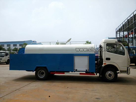 ����С��������ѹ��ϴ��