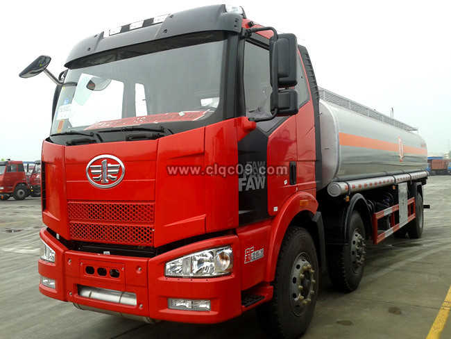 ������С����26���͹޳�