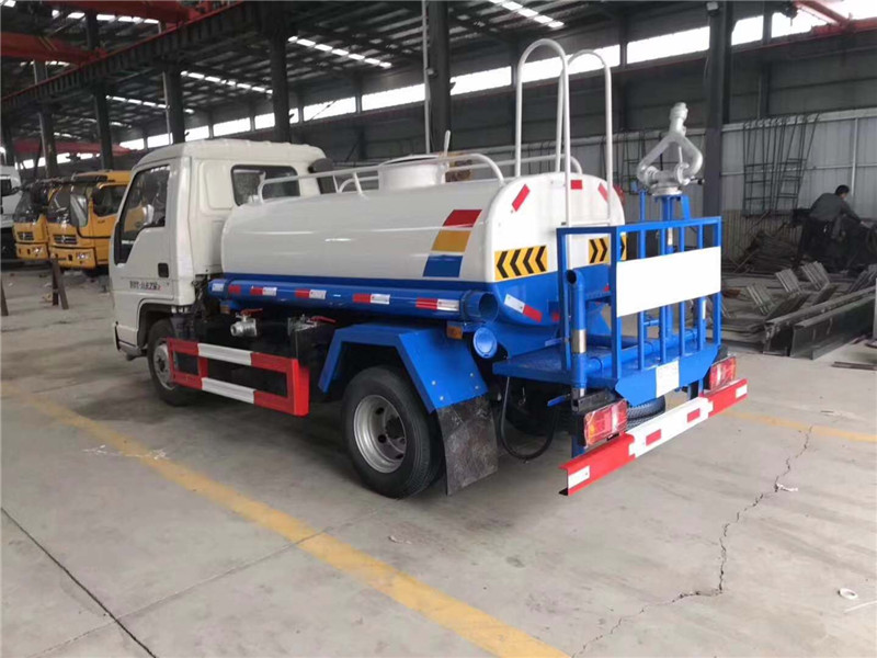 ����С��֮����ˮ����2.2����